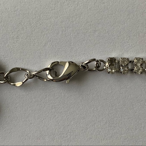 Silver Rhinestone Necklace - Picture 5 of 6